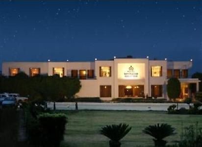 Greenwood Hotel Khajuraho Exterior photo