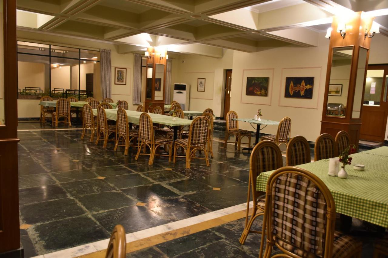 Greenwood Hotel Khajuraho Exterior photo