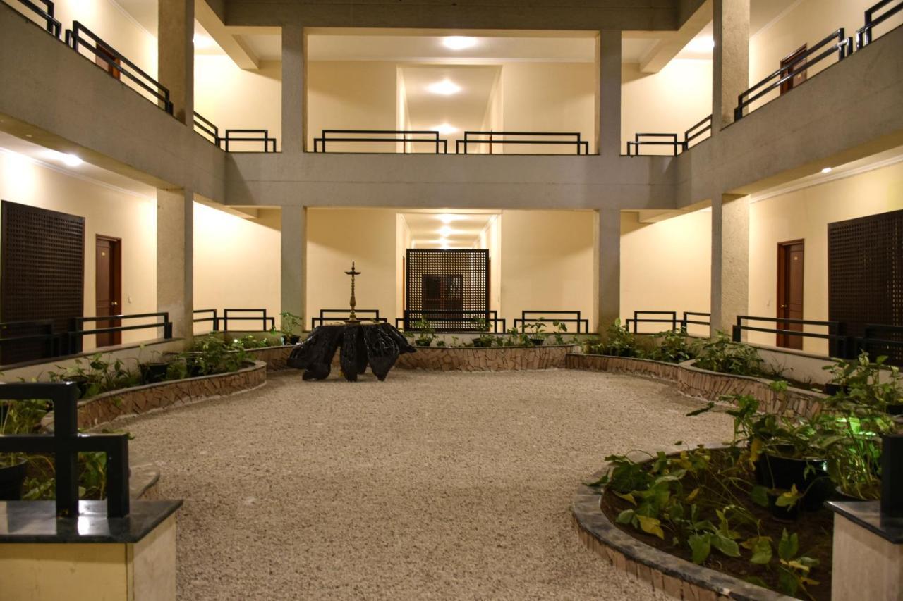Greenwood Hotel Khajuraho Exterior photo