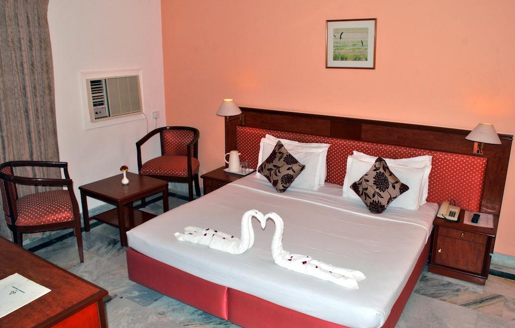 Greenwood Hotel Khajuraho Room photo